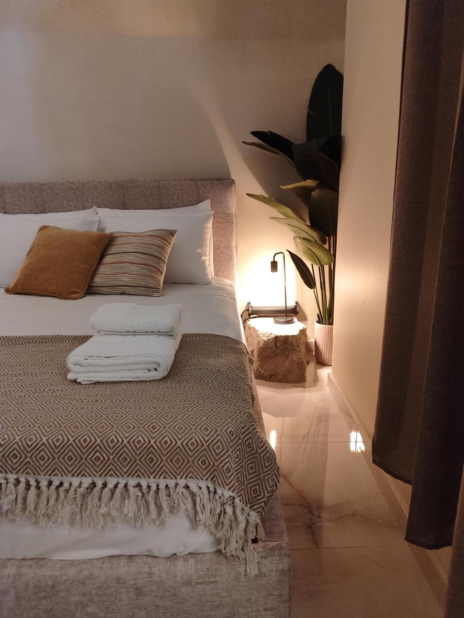 Ethnic Cave Suite Rhodes City Exterior foto