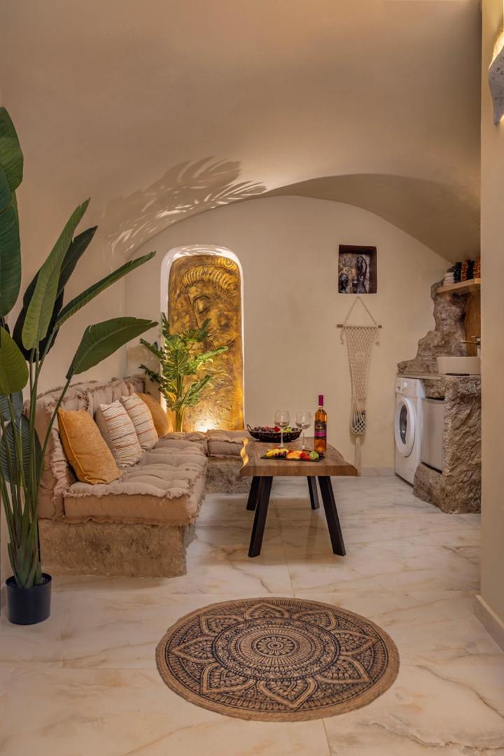 Ethnic Cave Suite Rhodes City Exterior foto
